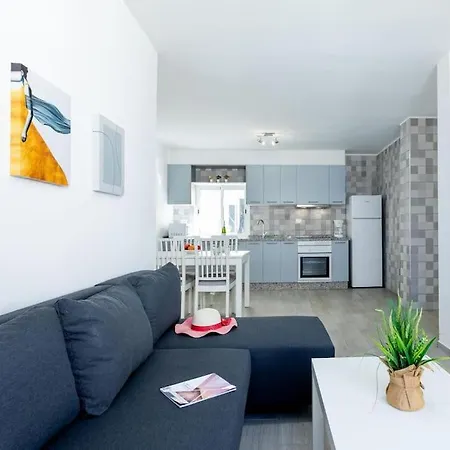 Atico Vega Vega Penthouse Armenime